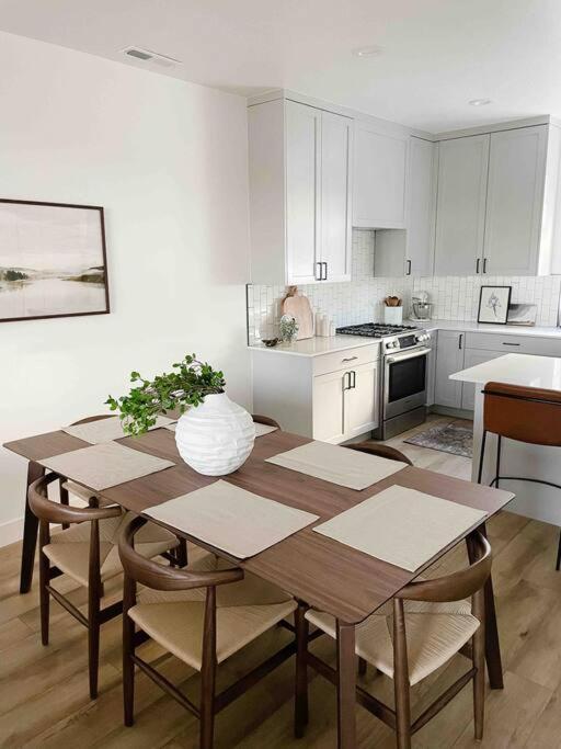 107 Downtown Apartment Прово Екстериор снимка